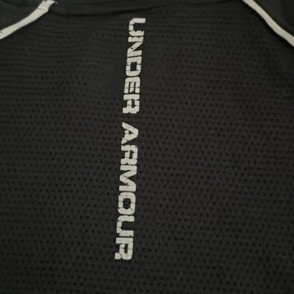 Under Armour Run Extra Large Black Active Sweater - Picture 7 of 8
